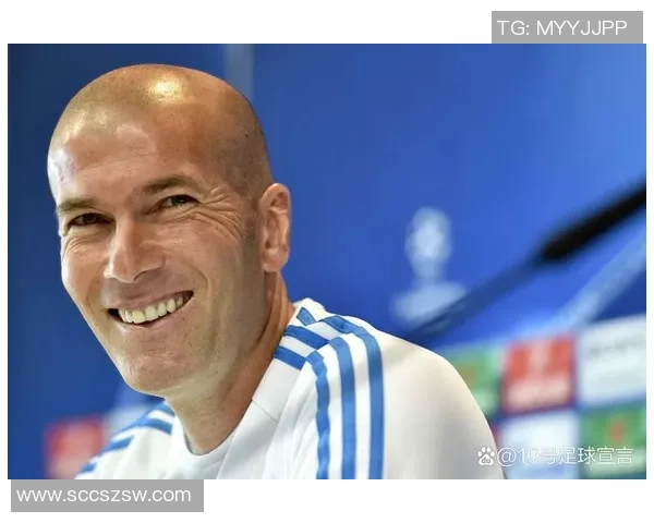 现役世界足球二号球星是谁？他在球场上的表现如何解析