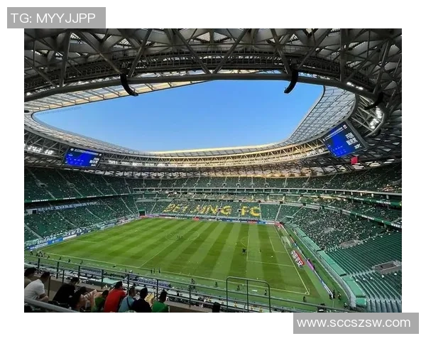 球星入场卡点燃足球激情收藏热潮见证绿茵场上荣耀瞬间 球星入场卡点燃足球激情收藏热潮见证绿茵场上荣耀瞬间