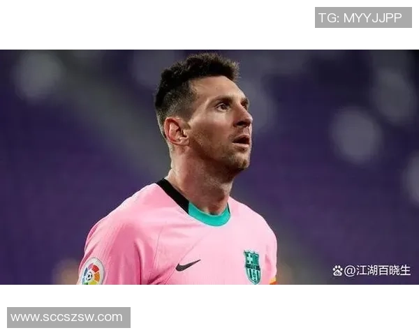 足球场上哨牙球星的精彩瞬间与成长故事全解析 足球场上哨牙球星的精彩瞬间与成长故事全解析